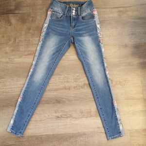 Floral Embroidered Jeans